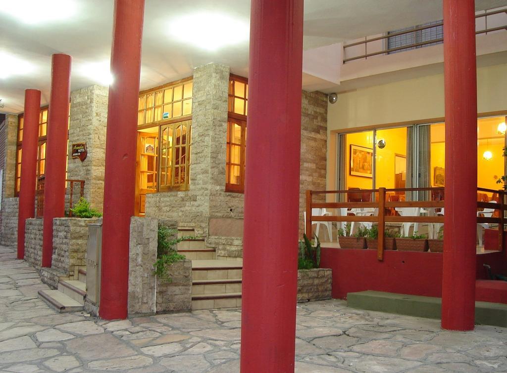 Hotel Arenales Villa Carlos Paz Exterior foto